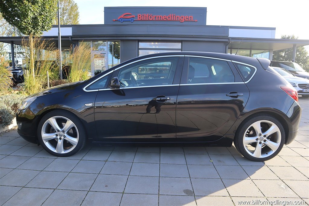 Opel Astra 1.6 Turbo ECOTEC 5dr 180hk Enjoy Aut Skinn Svensksåld