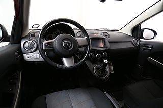 Halvkombi Mazda 2 11 av 25