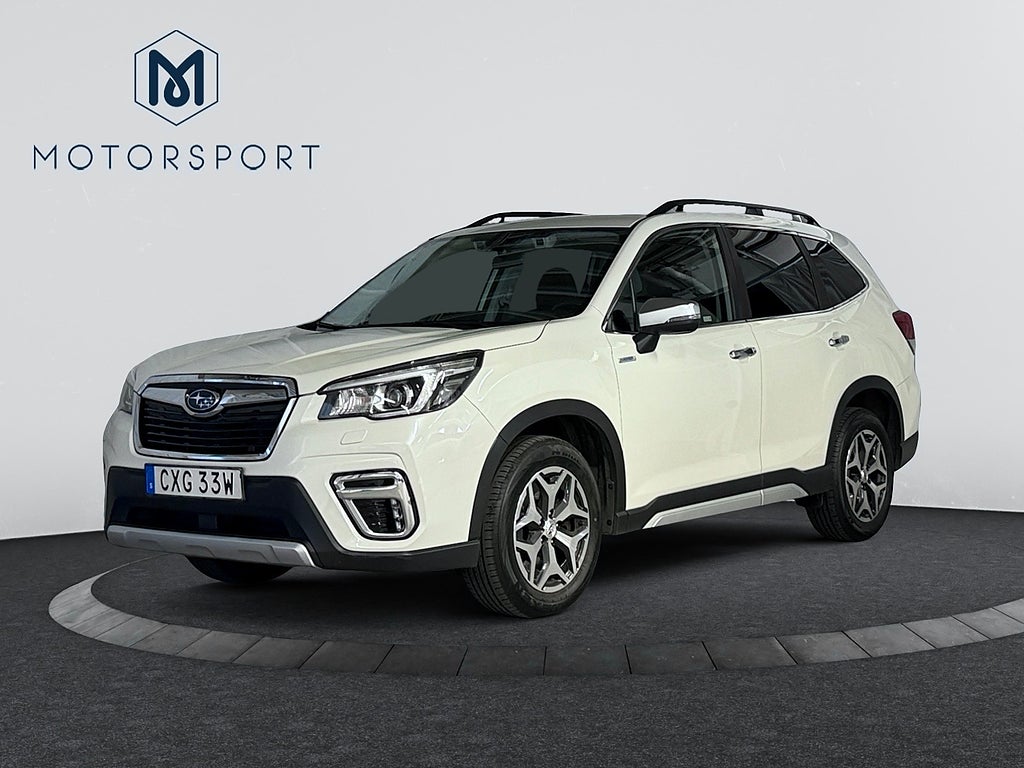 Subaru Forester e-Boxer Aut Dragkrok Rattvärme Kamera Carplay