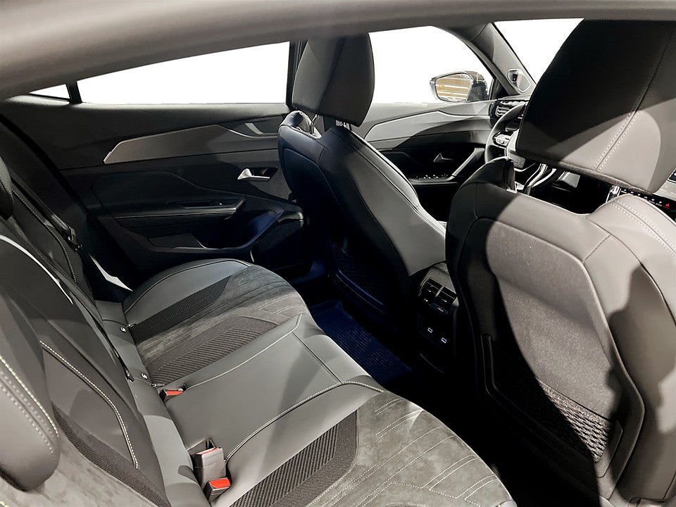 Bild på Peugeot 408 Edition Hybrid Aut - OMGÅENDE LEVERANS!