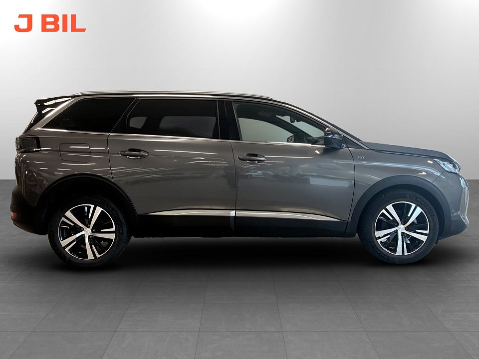 Bild på Peugeot 5008 GT 1.2 PT 130hk Aut 7-SITS 360-KAMERA CARPLAY