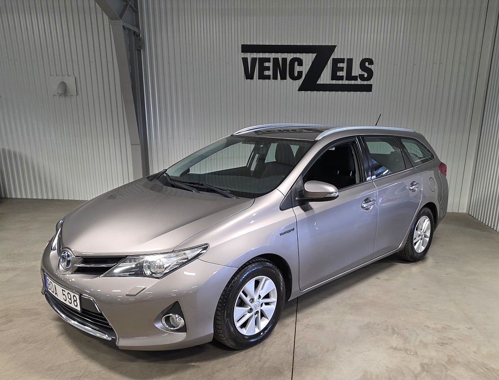 Toyota Auris Touring Sports Hybrid Active Aut Kamera Kamkedja Fin