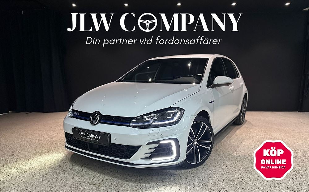 Volkswagen Golf GTE 1.4 TSI | Backkamera | Dragkrok | 18" | 1-ägare 