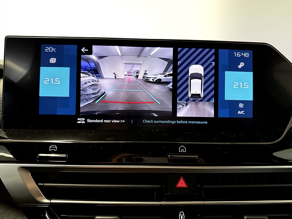 Bild på Citroën e-C4 Shine 50kWh 136hk Aut B-KAMERA RATTVÄRME