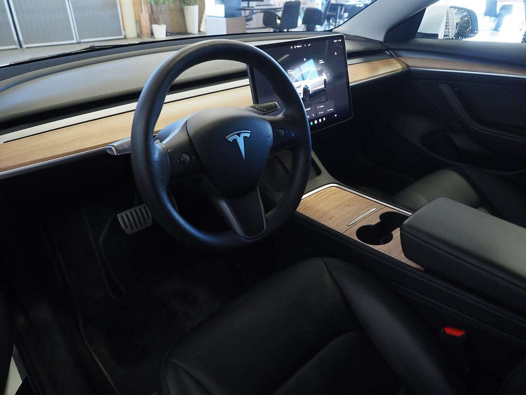 Tesla Model 3 Performance 510hk AWD | Panorama | Navi