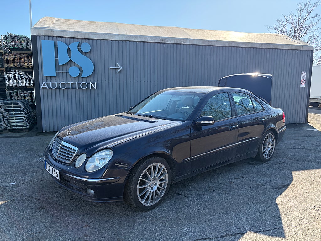 Mercedes-Benz E Sedan