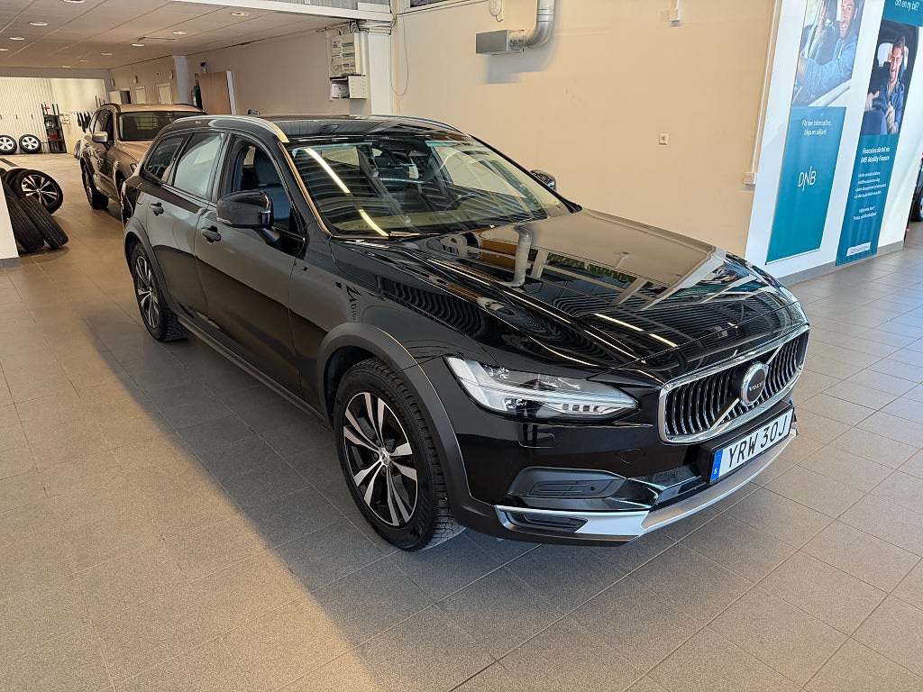 Volvo V90 Cross Country 2022 - miniatyr 4