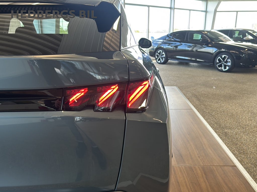 Peugeot E-3008 GT ULTIMATE 214HK thumbnail