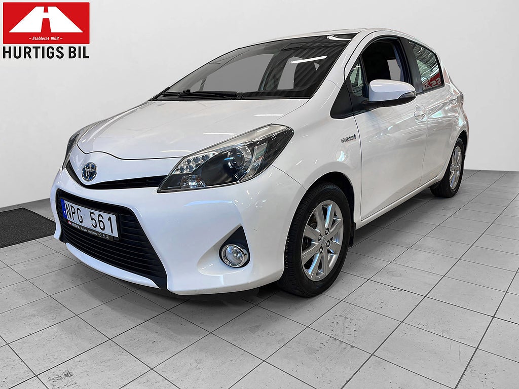 Toyota Yaris Hybrid e-CVT Active Backkamera-Värmare 