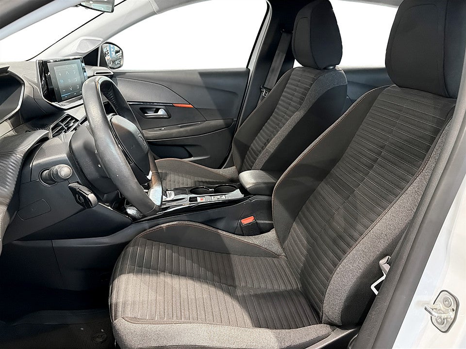 Bild på Peugeot E-208 Active 50kWh 136hk Aut CARPLAY BACKSENSORER