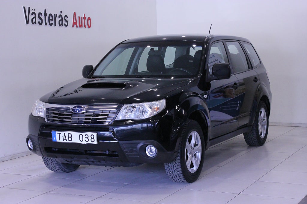 Subaru Forester 2.0 4WD Drag Ny Besikt 4x4 147hk Euro 4