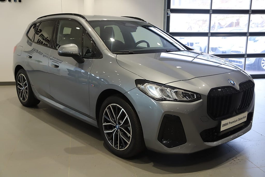 BMW 230e xDrive Active Tourer M Sport / HK / Drivi...
