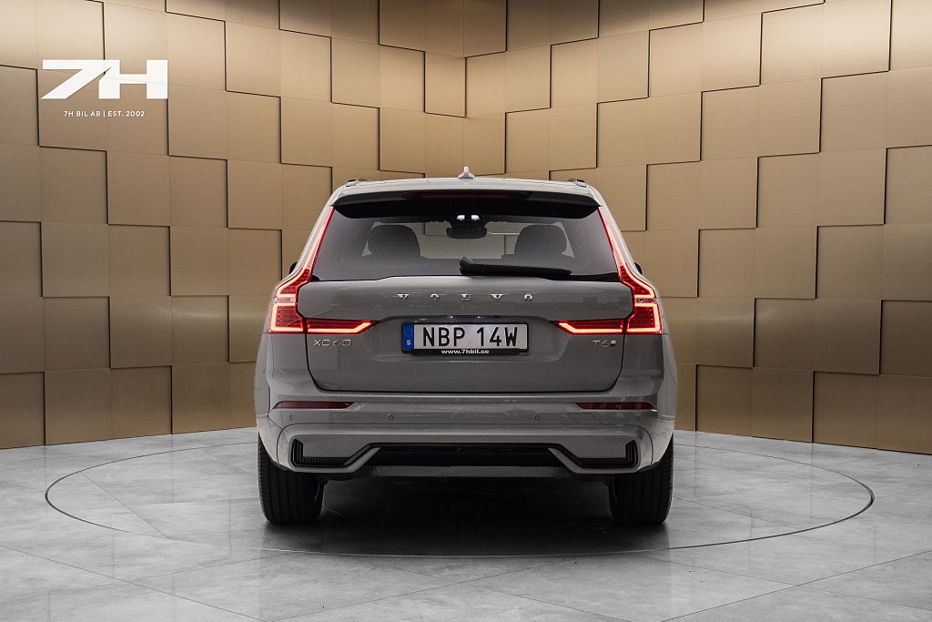 Volvo XC60 T6 Plug-In AWD 350hk Plus Dark Edition  / Dragkrok