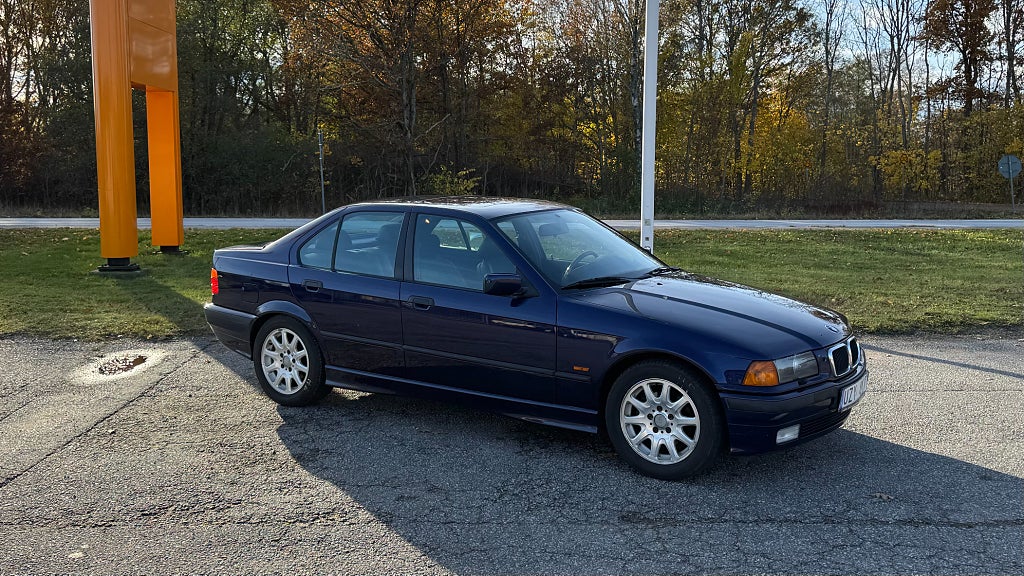 BMW 328 i Sedan Comfort Euro 2