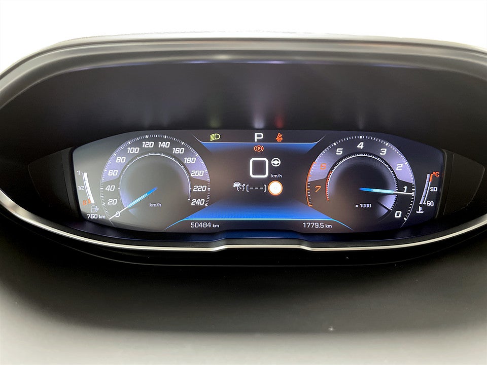 Bild på Peugeot 5008 GT 1.2 PT 130hk Aut 7-SITS B-KAMERA CARPLAY
