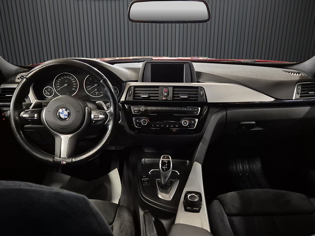 BMW 330i 2017 - miniatyr 13