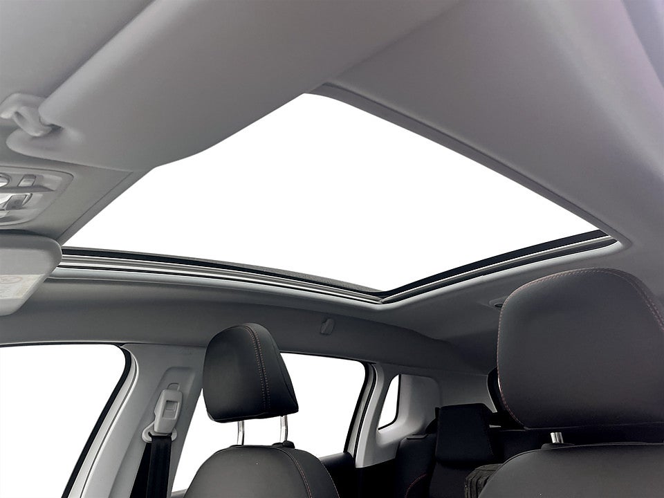 Bild på Peugeot 2008 GT 1.2 PT 110hk Aut - B-KAMERA,PANO,DRAG