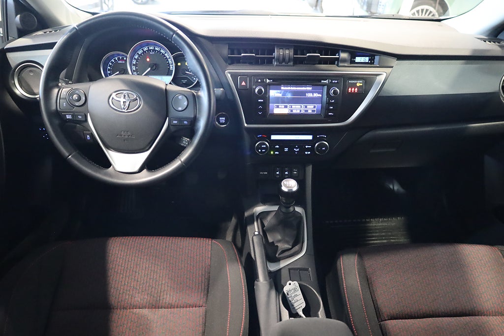 Toyota Auris 1.6 Valvematic Style Kamera Blåtand 2013