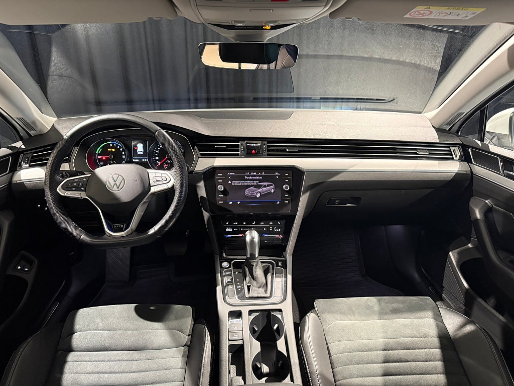 Volkswagen Passat 2022 - miniatyr 11