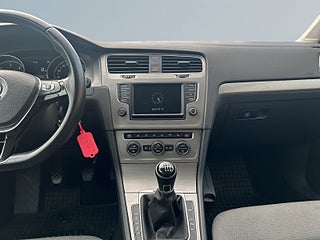 Volkswagen Golf Sportscombi 1.6 TDI BMT 4Motion Base Mvärme Drag S&V – bild 11