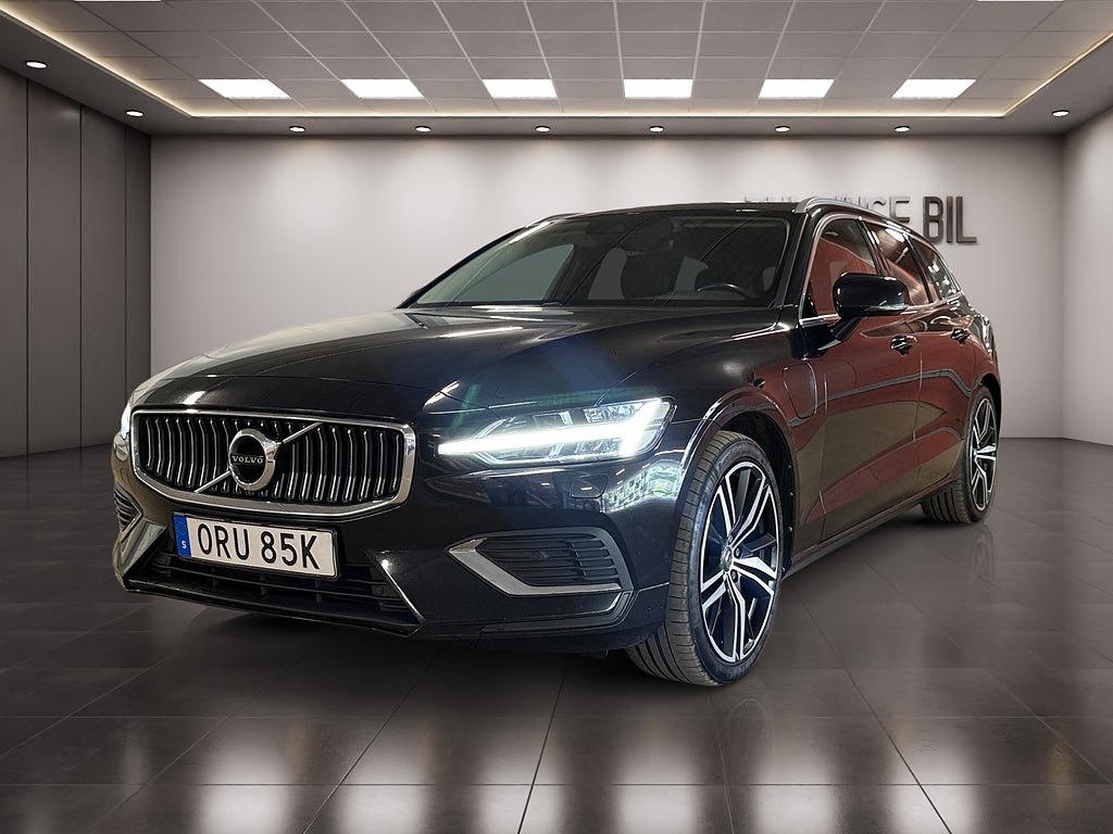 Volvo V60 Recharge T6 AWD Inscription P-Sens Drag Värm 19" 3,45% 