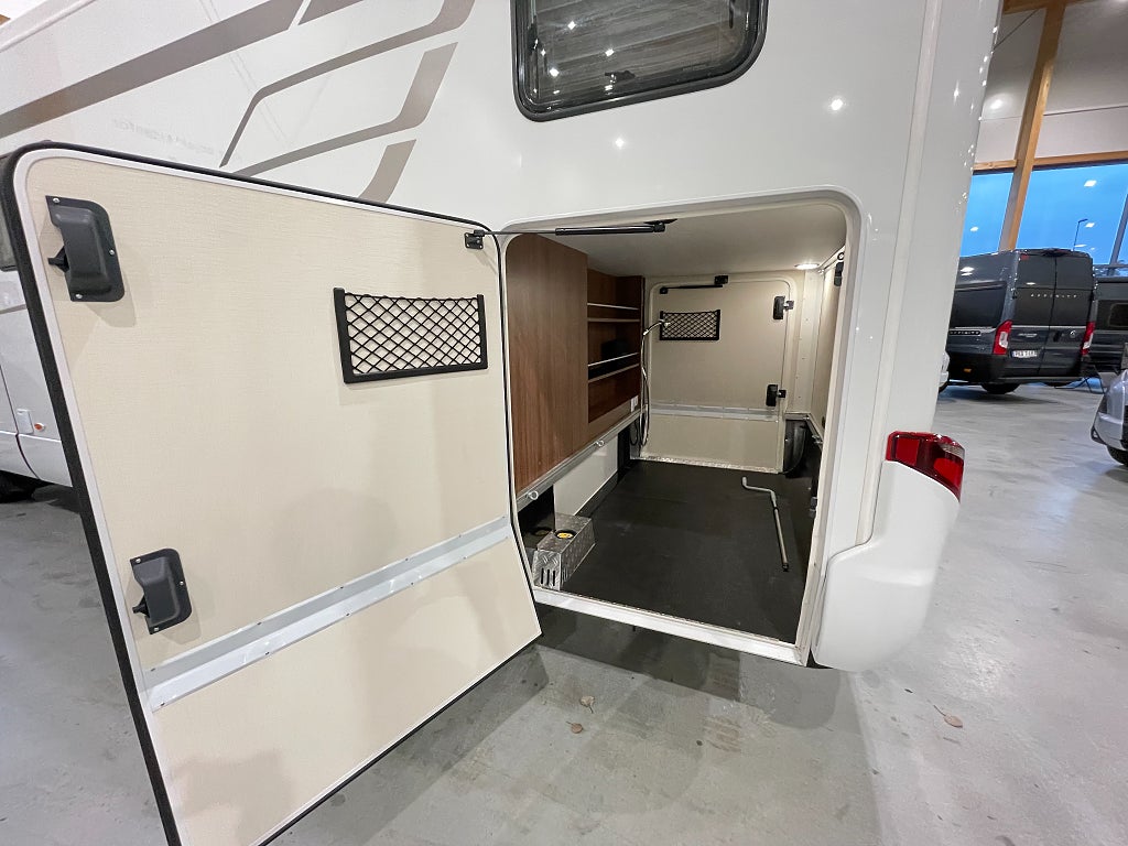 Hymer /Solcell/AC bodel/Inverter/Mercedes  - Hymer