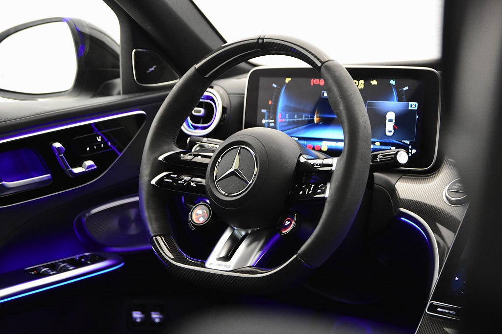 Mercedes-Benz C63 2024 - miniatyr 16