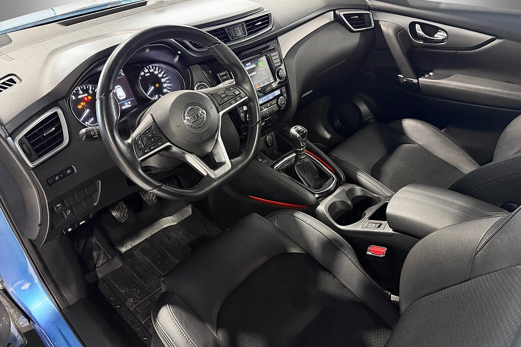 Nissan Qashqai 1.3 DIG-T 140hk | Tekna Design | Panorama | Navi | 360° 2019