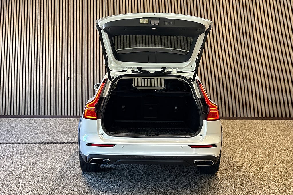Volvo V60 Cross Country T5 AWD Geartronic Advanced Edition