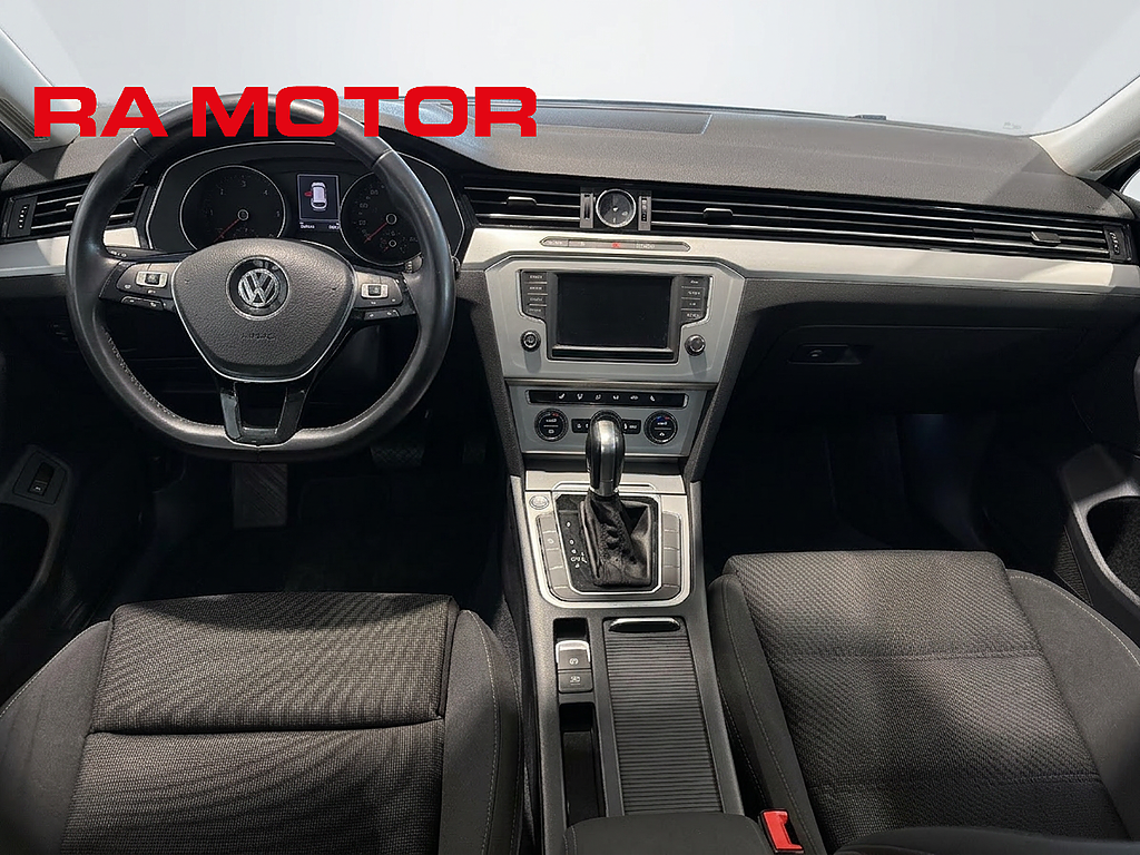 Volkswagen Passat Sportscombi 2.0 TDI 150hk | Värmare | Kamera | Drag 2015