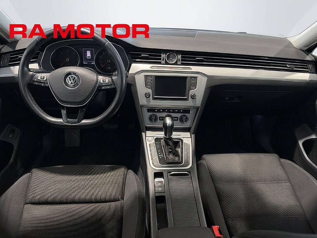 Volkswagen Passat Sportscombi 2.0 TDI 150hk | Värmare | Kamera | Drag