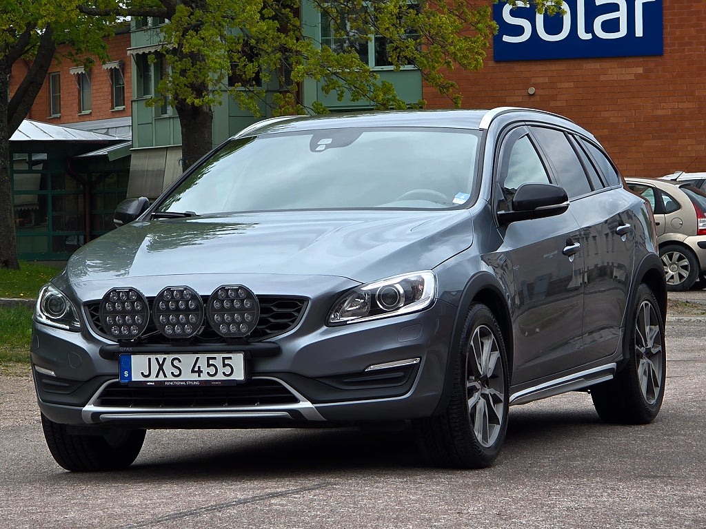 Volvo V60 Cross Country D4 AWD Summum Polestar / Volvo On Call / Dragkrok / 
