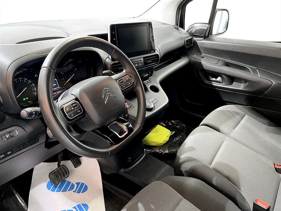 Bild på Citroën Berlingo Bus Premium 1.5 BHDi 130hk Aut L1 B-KAMERA DRAG
