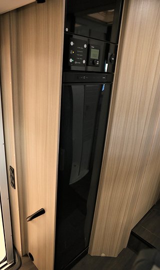Husbil-halvintegrerad Sun Living S75 SL 13 av 25