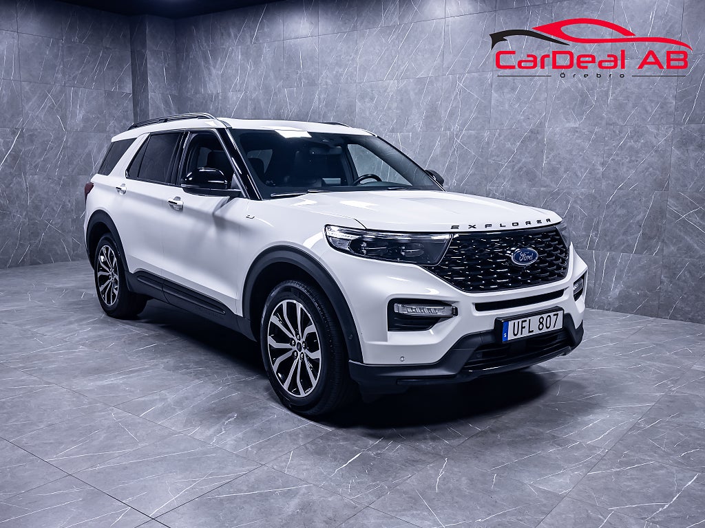Ford Explorer Plug-In Hybrid SelectShift ST Pano Drag MOMS *SE SPEC*