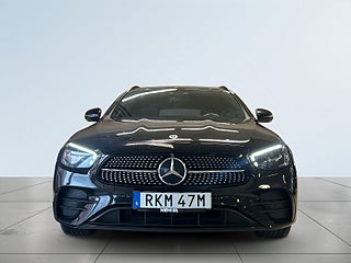 Mercedes-Benz E 300 T de 4M AMG Line 360° HuD Rattvärme Drag Navi S&V – bild 2