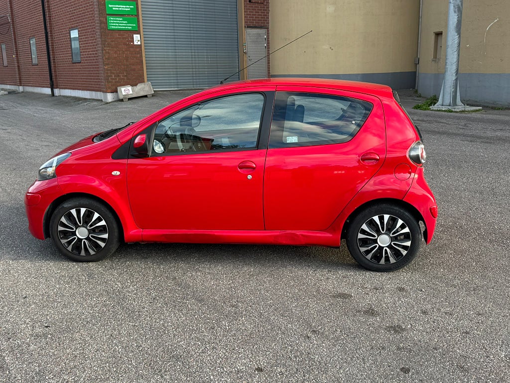Toyota Aygo 5-dörrar 1.0 VVT-i Euro 5