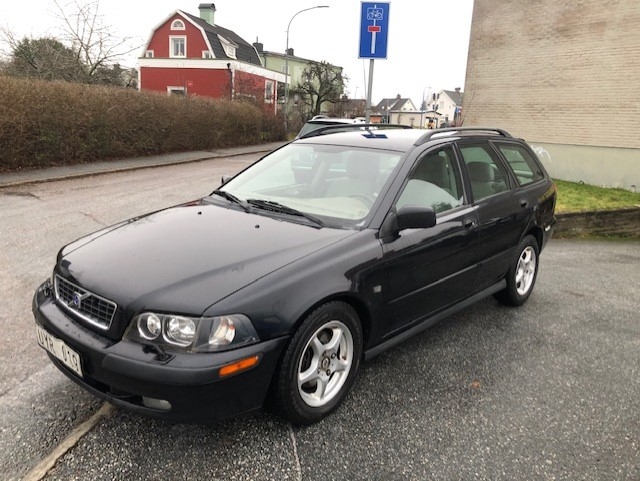 Volvo V40 1.8 122hk / klima / Svensksåld 2004, bild 3/35