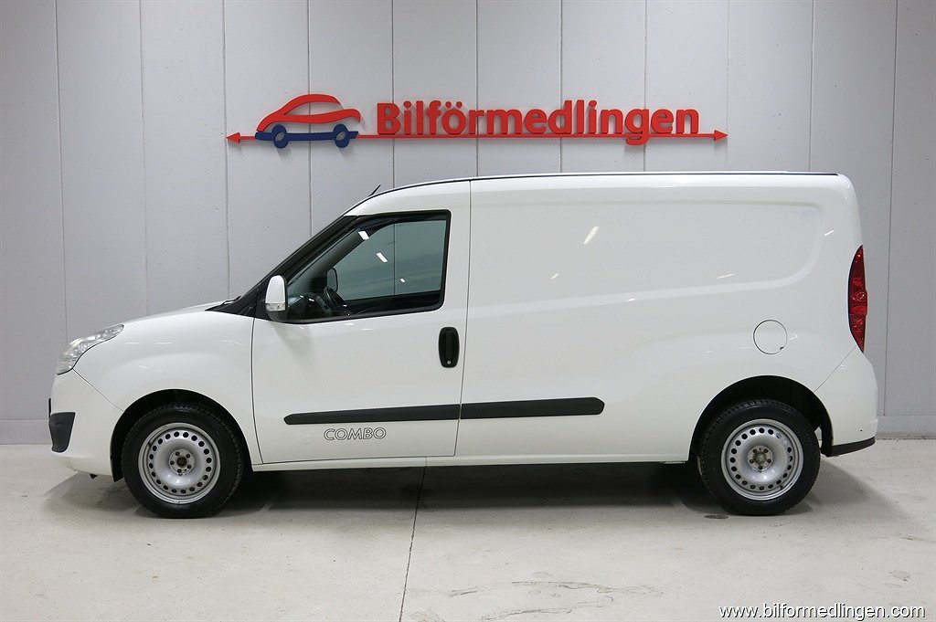 Opel Combo 1.3 CDTI Skåp 95hk Drag V-Hjul AC