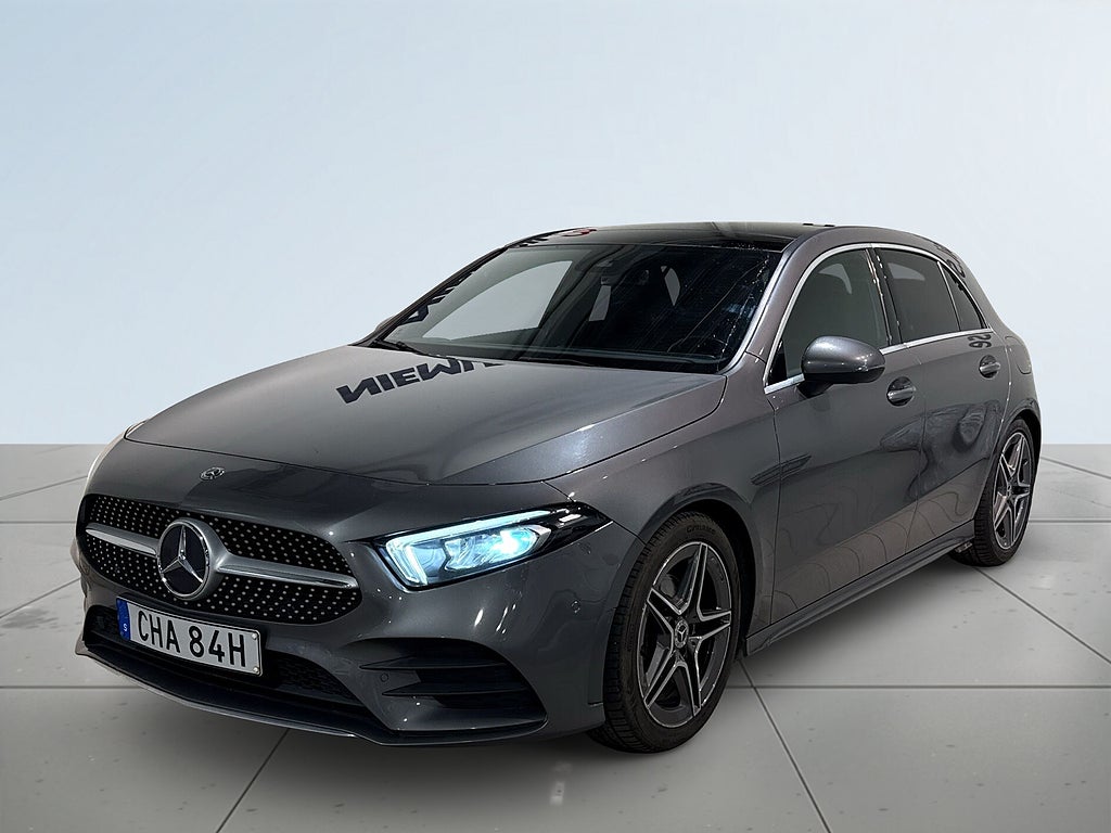 Mercedes-Benz A 200 7G AMG Line Cockpit GPS Pano Mvärm Kamera S/V-hjul
