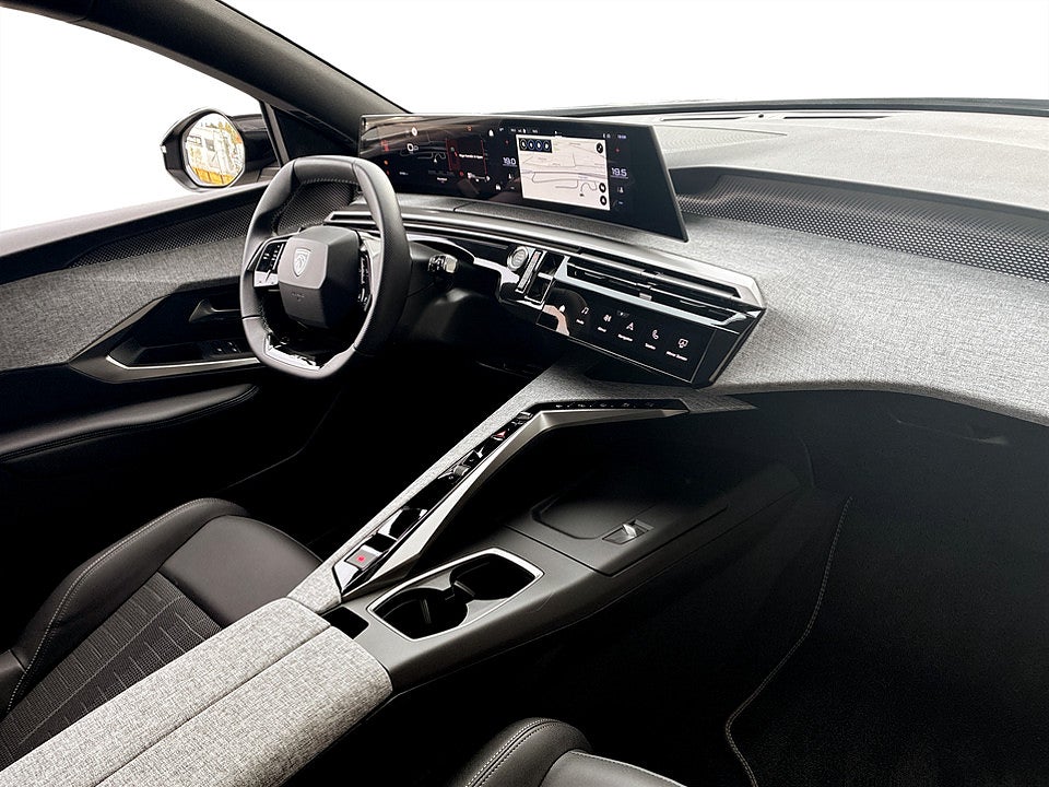 Bild på Peugeot 5008 GT Hybrid 145hk Aut 7-SITS B-KAMERA CARPLAY