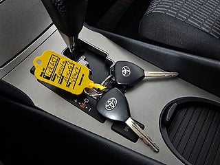 Toyota Avensis 2011 bild 24