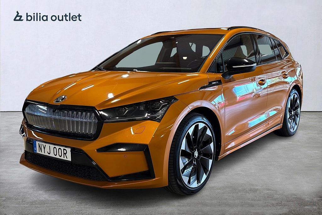 Skoda Enyaq iV 80x AWD / Pano / 360-kamera / Head-Up / Keyless / Moms