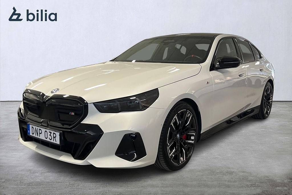 BMW i5 M60 xDrive Sedan M-sport Pro | Panorama | Komfortstol 