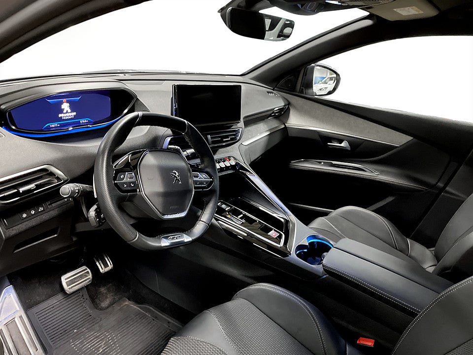 Bild på Peugeot 5008 GT 1.2 PT 130hk Aut 7-SITS B-KAMERA 