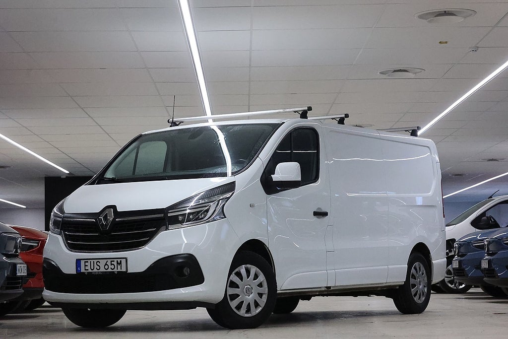 Renault trafic 2.0 dCi 145hk Helg på Moberg! Nordic Line L2 Värmare LED Navi