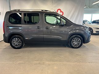 Peugeot Rifter 1.2 e-THP S&V-däck/Drag/M-värmare/Sensorer