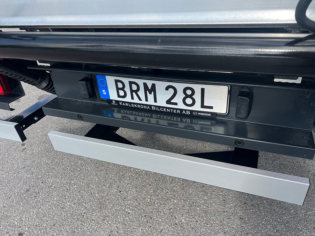 Iveco Daily 72C14G A8 CNG Skåpbil med Z-Lift