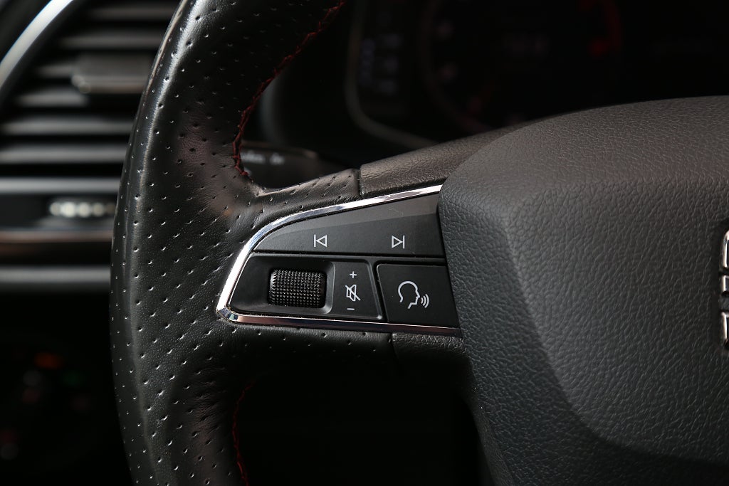 Seat Leon 1,0 TSI 115hk FR Beats l Full link l Sensorer fram/bak 2020