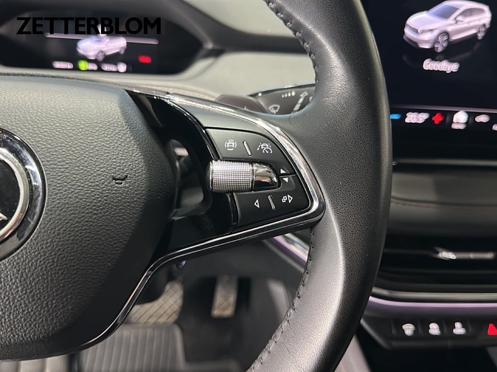 SUV Skoda Enyaq 17 av 18